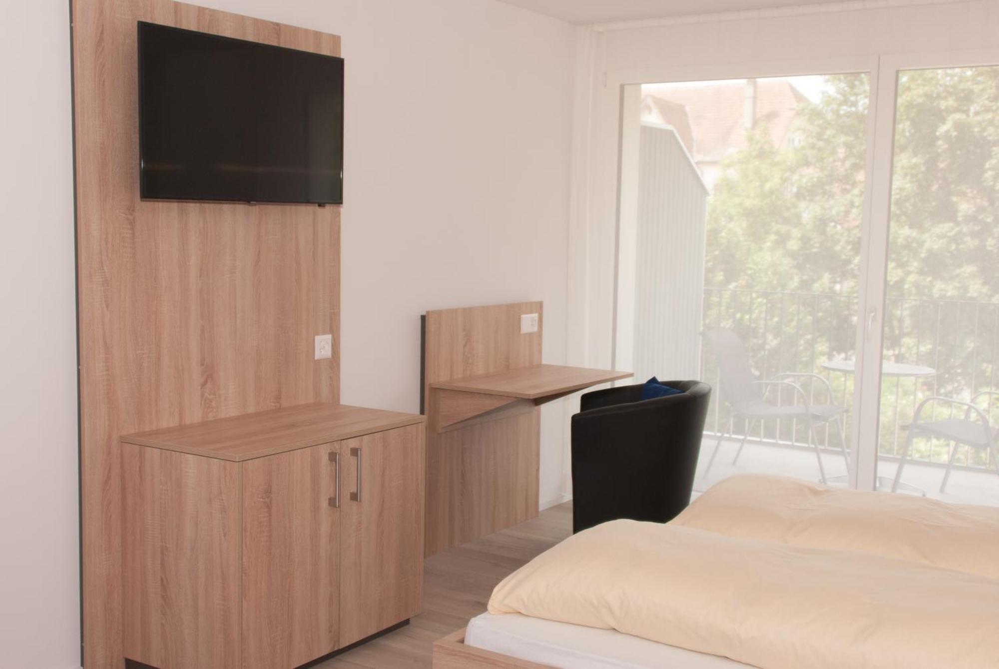 Hotel Traube Garni Kuttigen Habitación foto